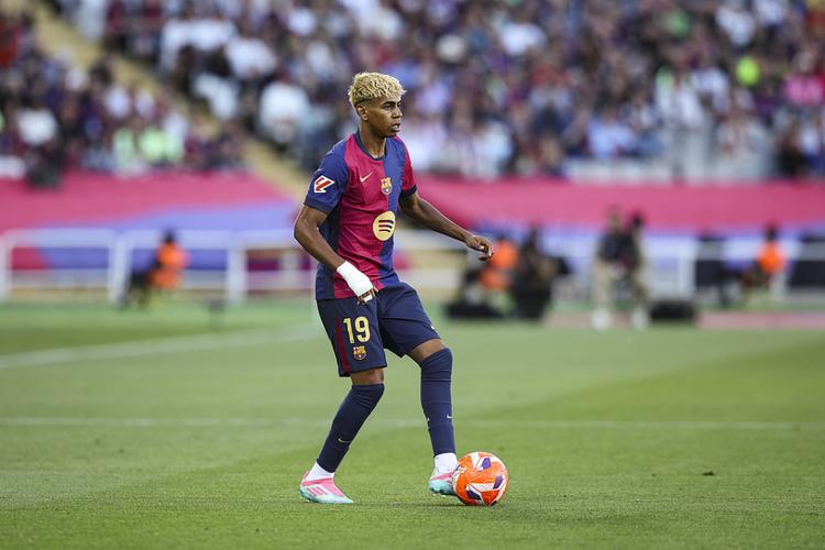 迈阿密国际获得第30届美职联总冠军，是第十六支夺冠球队