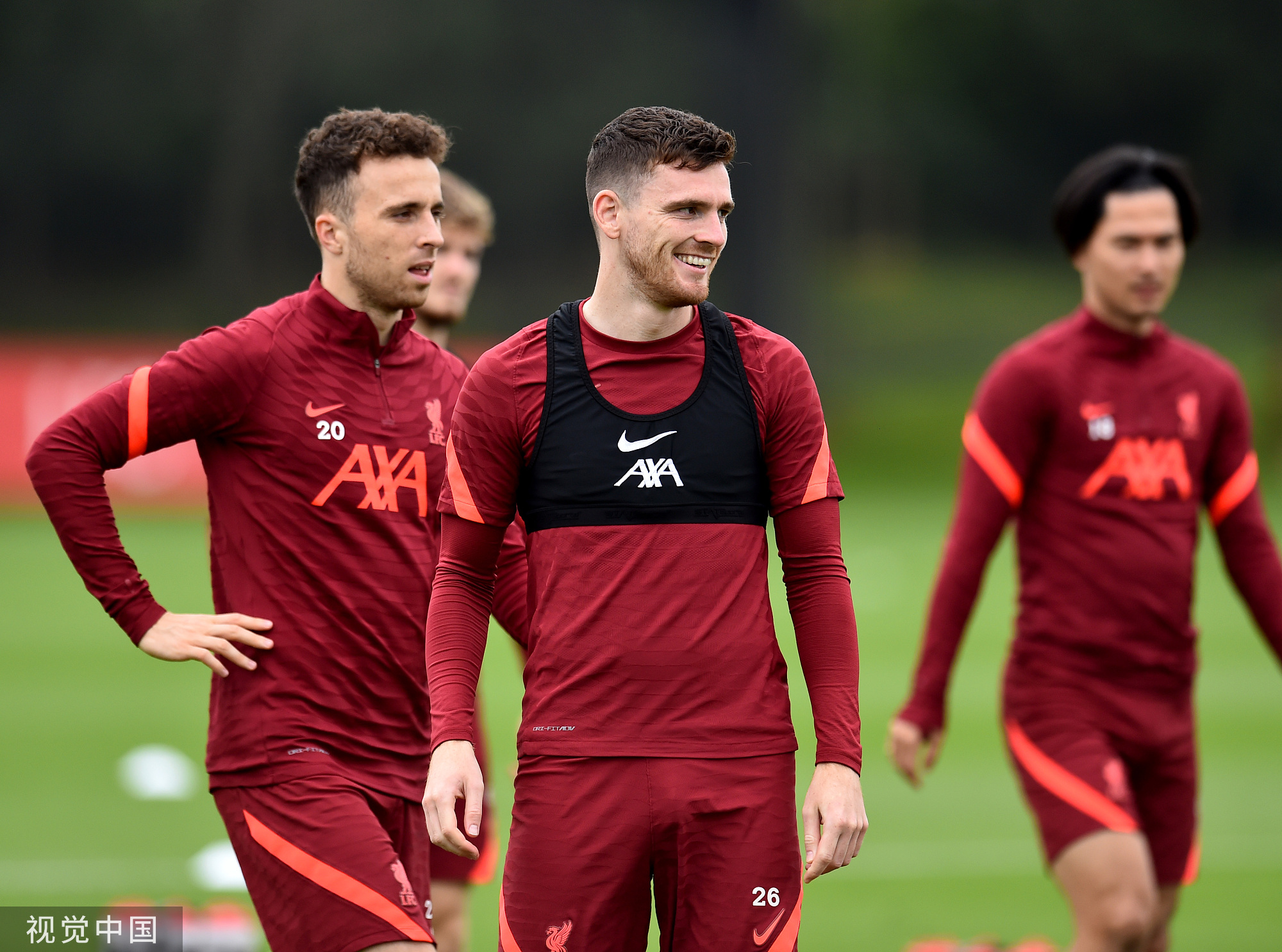 状态不佳！爱德华兹11中3得到15分5失误