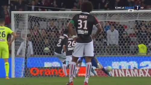 新疆95-96深圳遭3坏消息！外援配置糟糕，外线防守拉胯，欠缺领袖