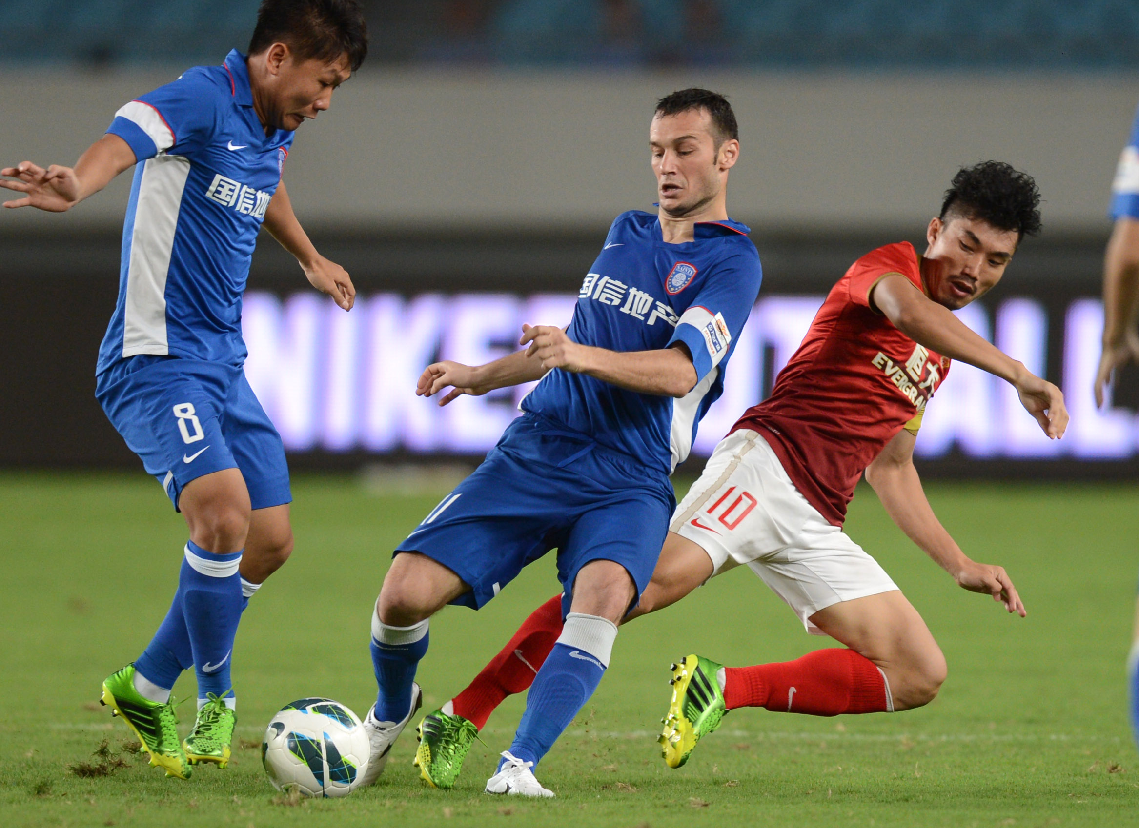 玉昆副总经理告别安德森：讲不出再见，这便是职业足球的规则