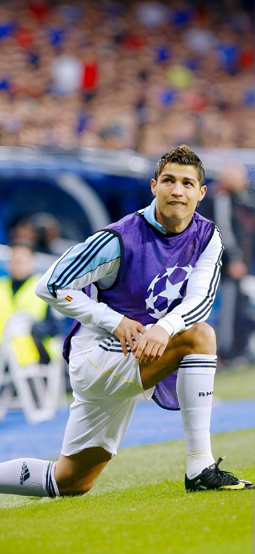 ESPN：上海海港已得知奥斯卡心脏问题，愿意为其提供治疗帮助