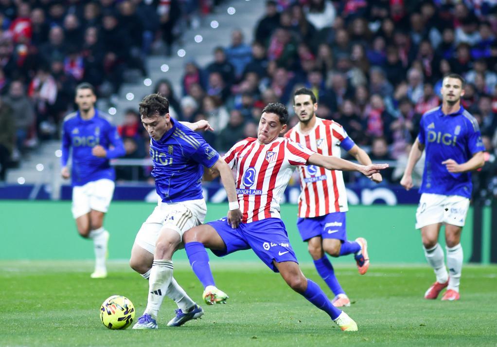 带大力神杯亮相，斯卡洛尼：上届决赛令人难忘，我们会再努力