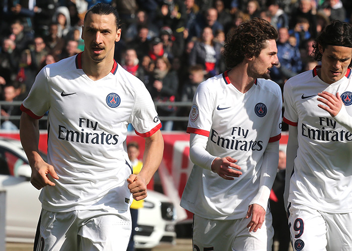 加布里埃尔本赛季中超6次首开纪录领跑海港，逼近奥斯卡纪录