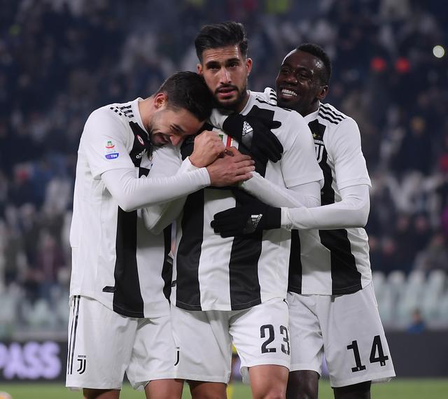 NBA：湖人遭遇惨败 浓眉受困犯规困扰