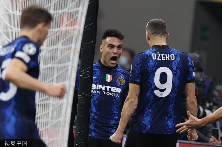 阿莫林称赞曼联定位球教练卡洛斯-费尔南德斯：他比我强得多