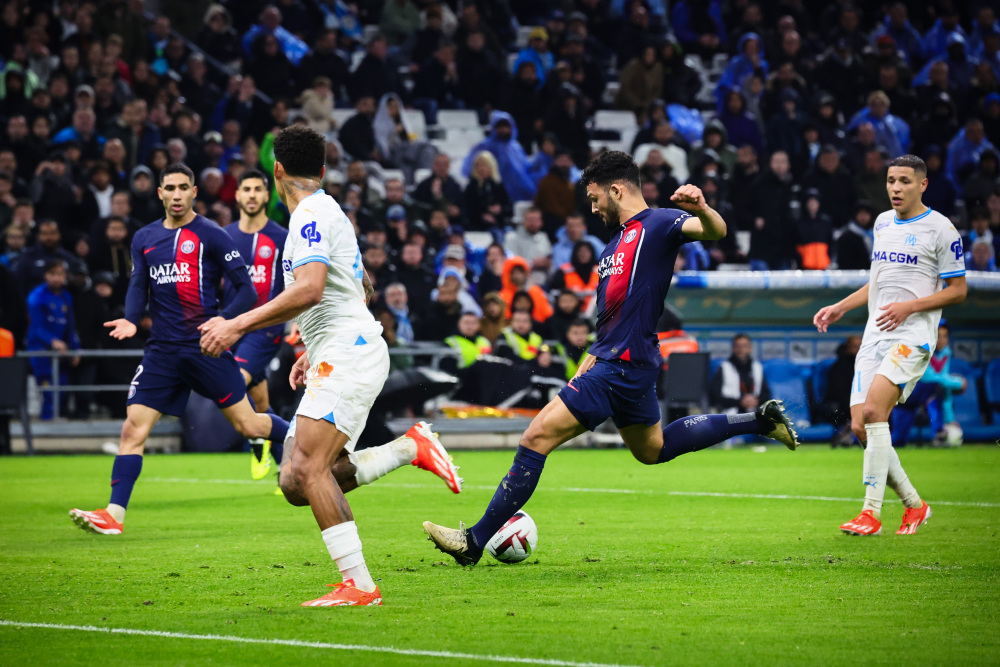 法媒：非洲杯黄牛票泛滥致使观众大减，不法分子盗取观众信息钱财（法媒称非洲杯黄牛猖獗致上座率下滑，不法分子窃取观众个人信息与资金）