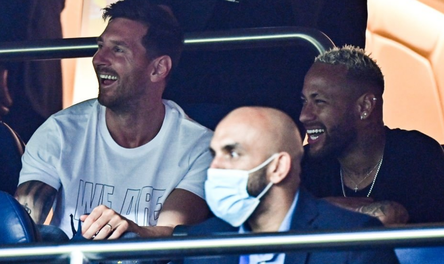 萨拉赫不满上场时间但无意冬窗离队，埃及足协称其仍将创造历史（萨拉赫对出场时间不满却无冬窗转会打算，埃及足协：他仍会书写历史）